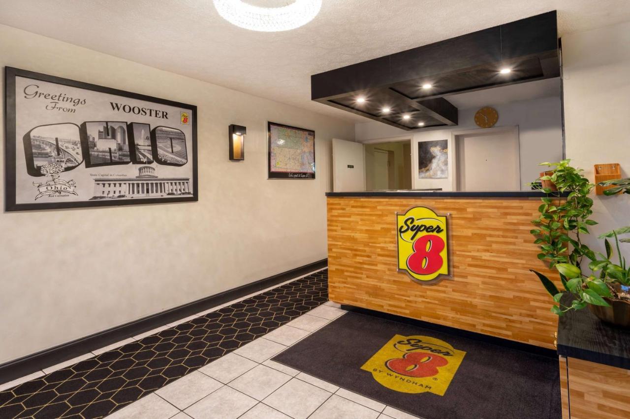 Super 8 By Wyndham Wooster Hotell Exteriör bild
